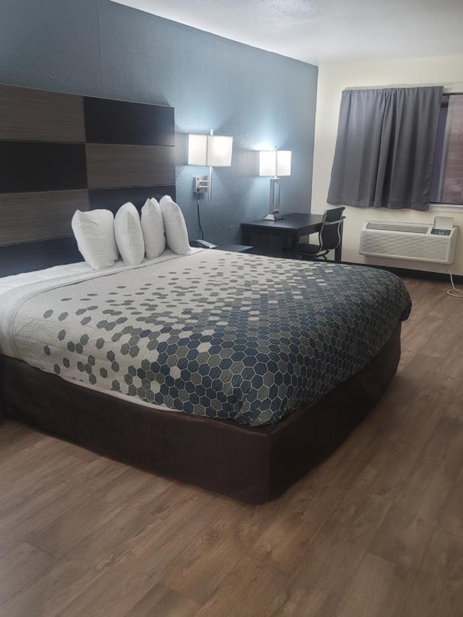 Econo Lodge Inn & Suites Downtown San Antonio Dış mekan fotoğraf