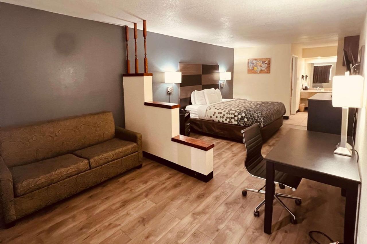 Econo Lodge Inn & Suites Downtown San Antonio Dış mekan fotoğraf