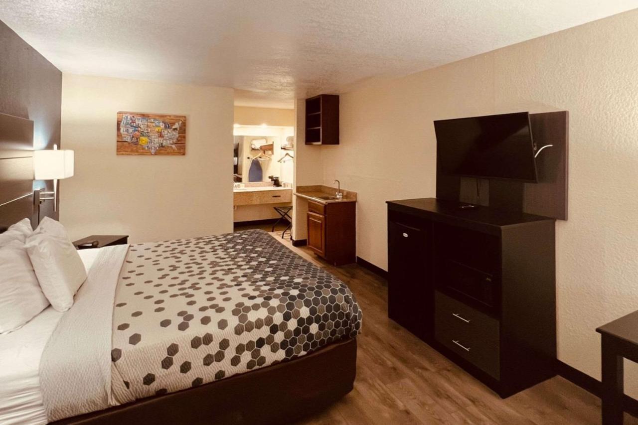 Econo Lodge Inn & Suites Downtown San Antonio Dış mekan fotoğraf